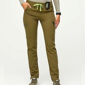 Fig Yola Scrub Petite Pants